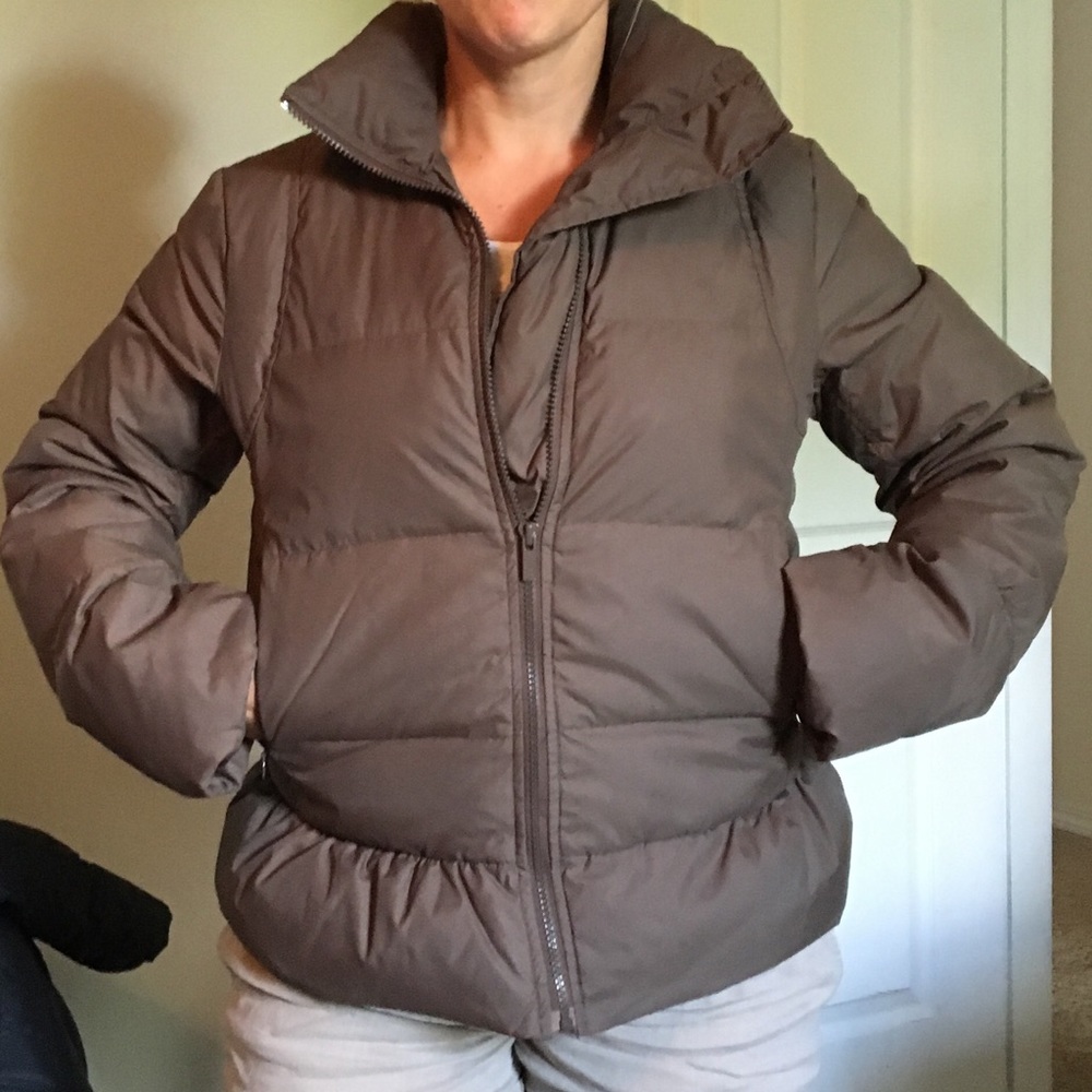 BCBG peplum puffy coat