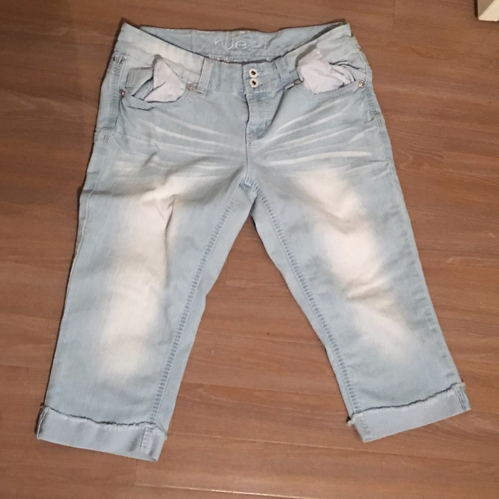 Rue21 Capris