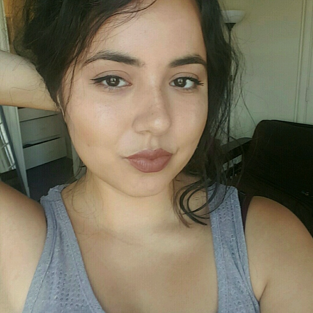 Meet your Posher, Julie