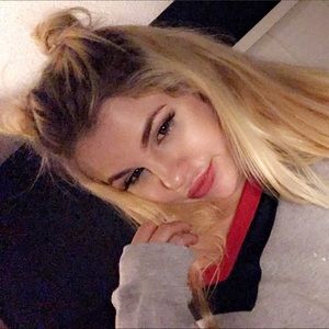 Meet your Posher, Amourr