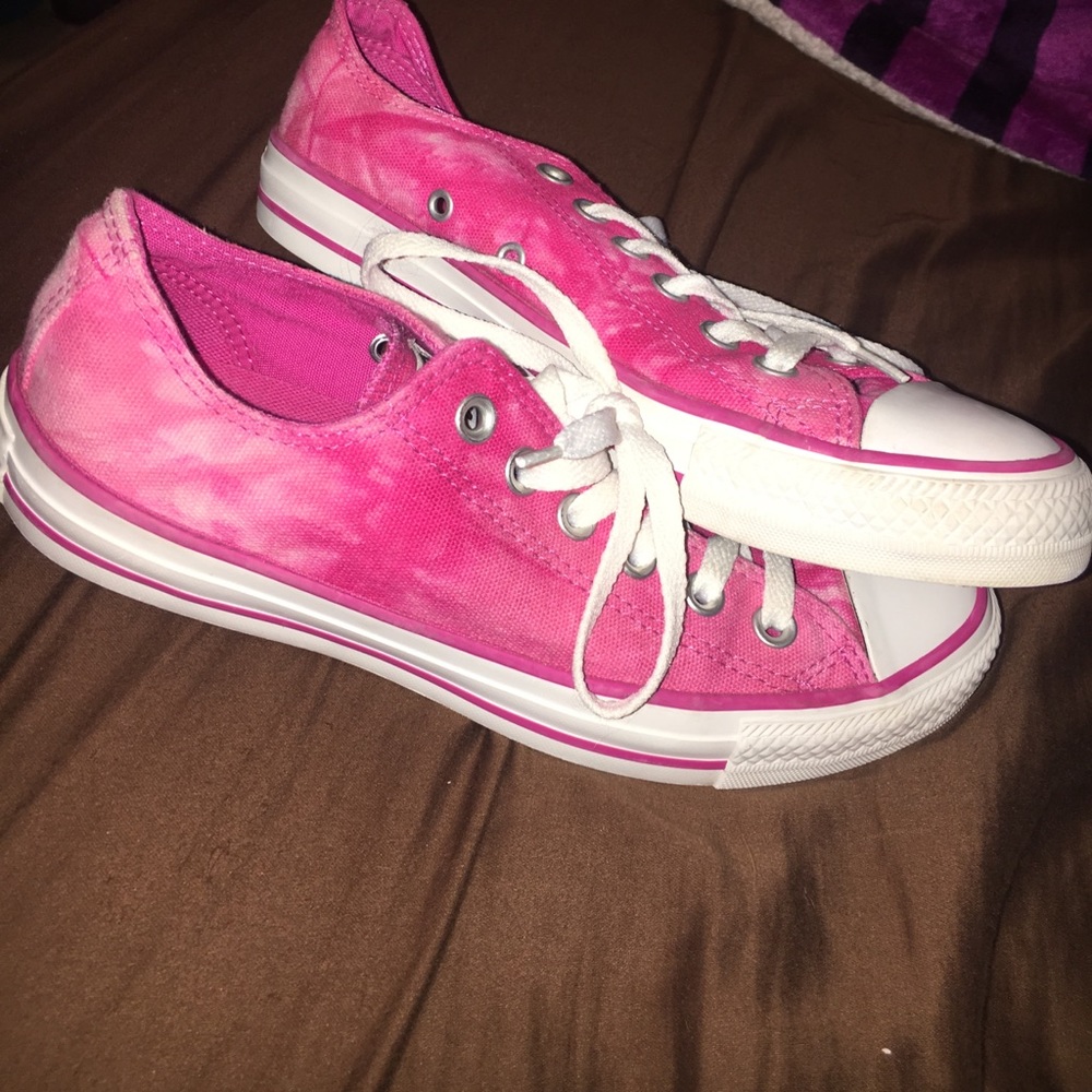 Tie dye converse
