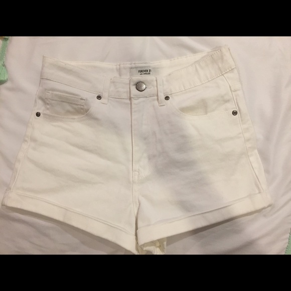 High wasted white shorts - Picture 1 of 2