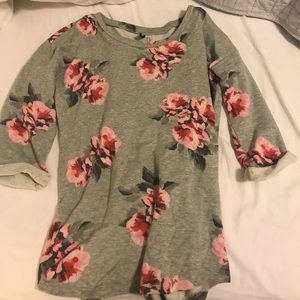 H&M Floral Gray Pullover