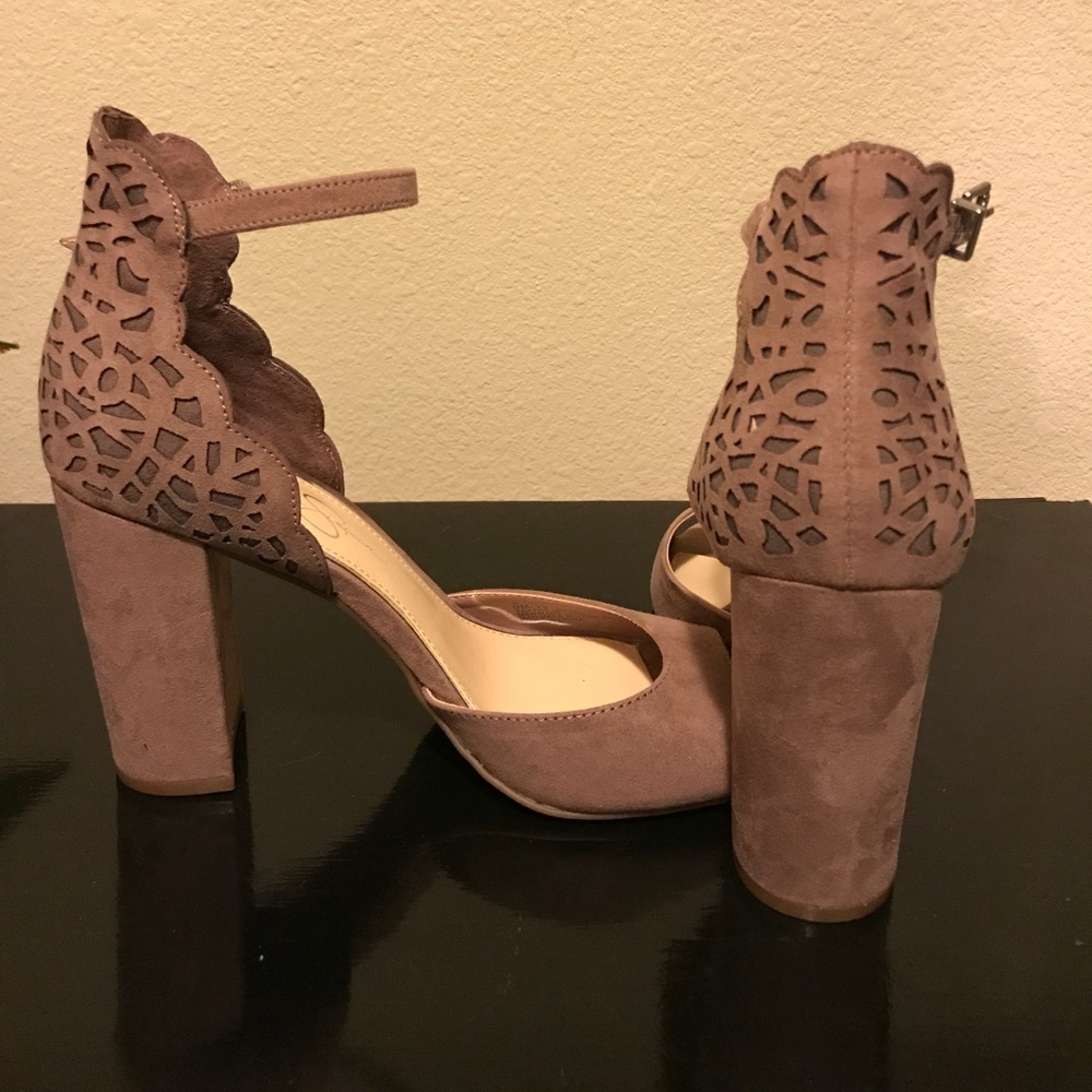 {Jessica Simpson} Taupe Cut Out Heel