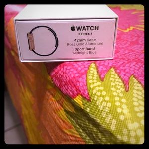 Series 1 Rose Gold Apple Watch 42mm