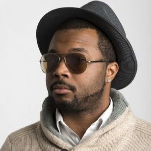 Meet your Posher, Sean