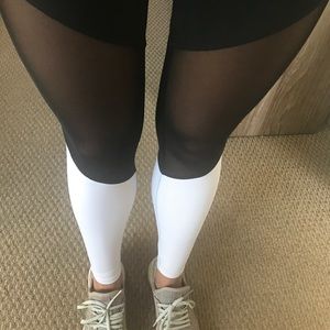 Onzie black // white // and sheer leggings // XS