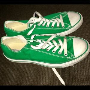 Green converse chucks