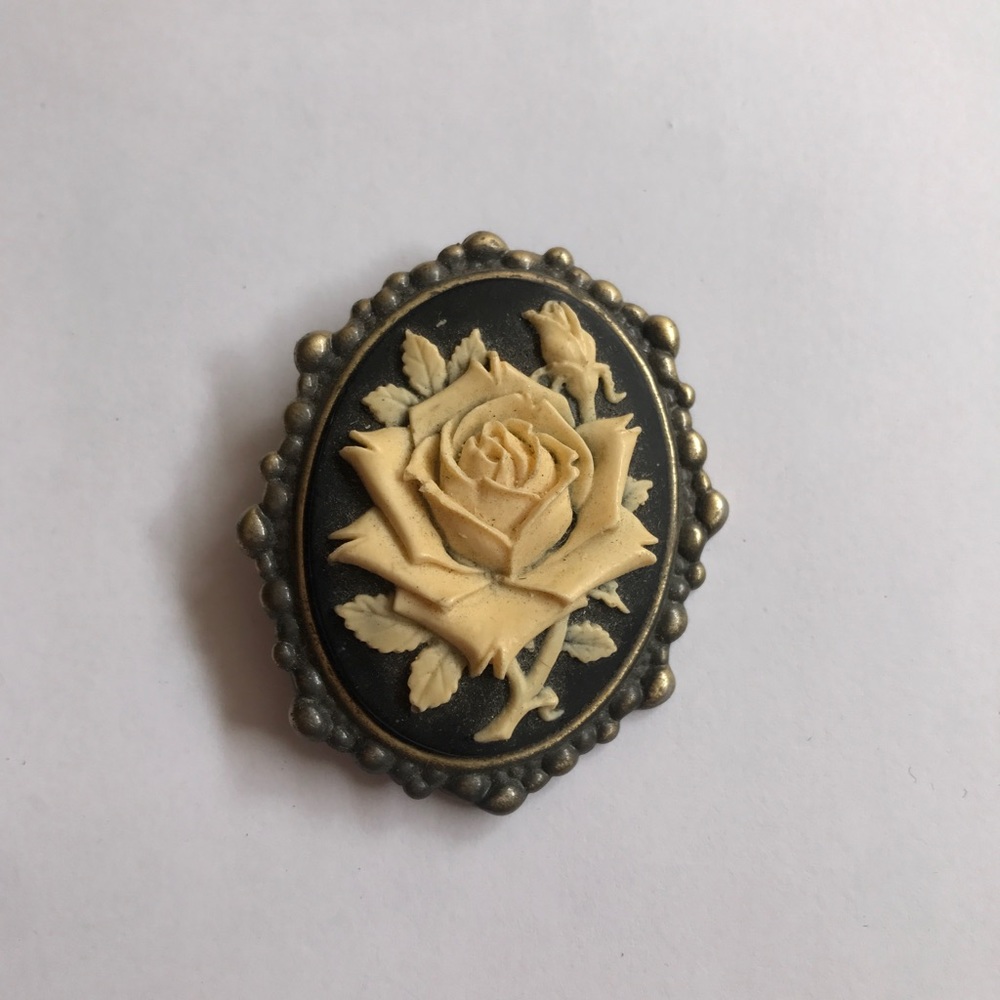 Vintage brooche with roses