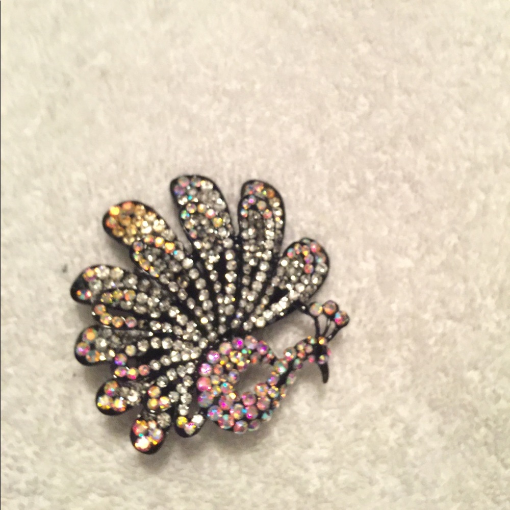 Glam peacock stretch ring