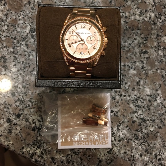Michael Kors rose gold women\'s watch main image 4