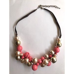Pearl fashion necklace