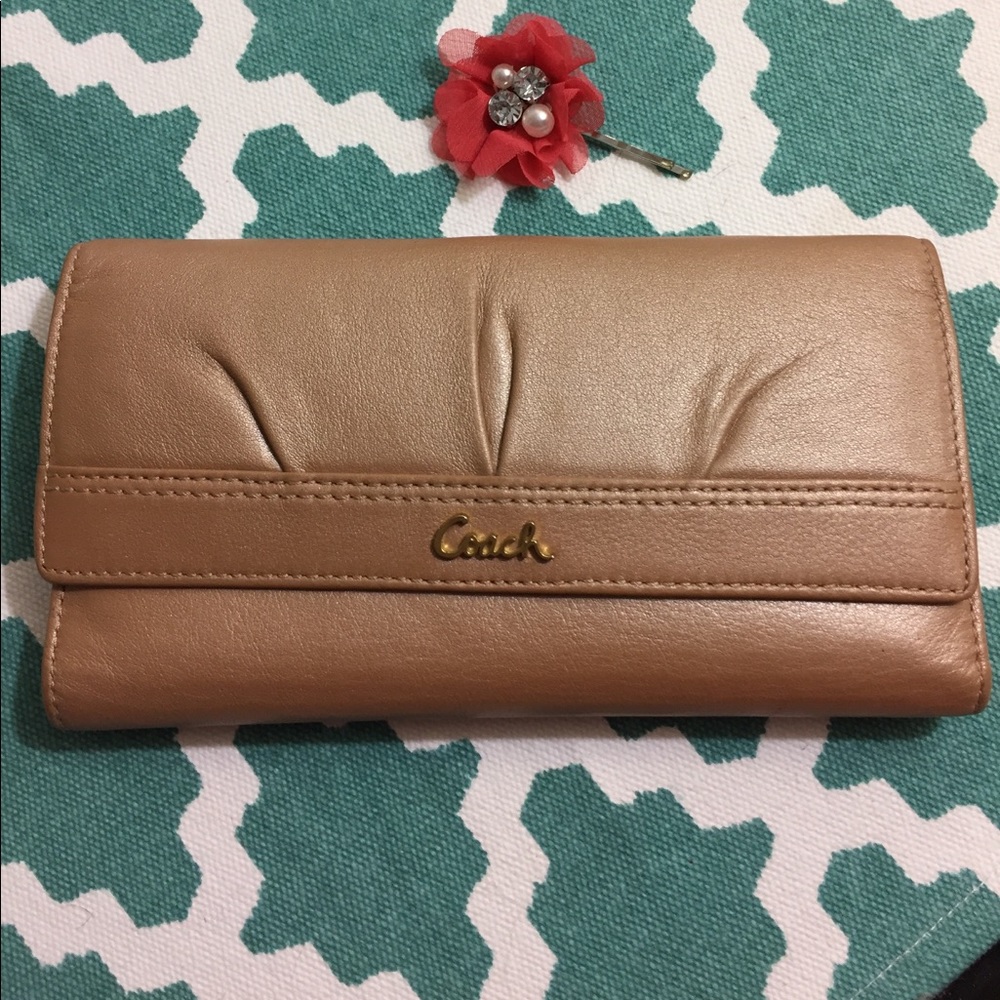 EUC Coach wallet