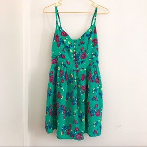 Hollister ✨ Green Floral Dress