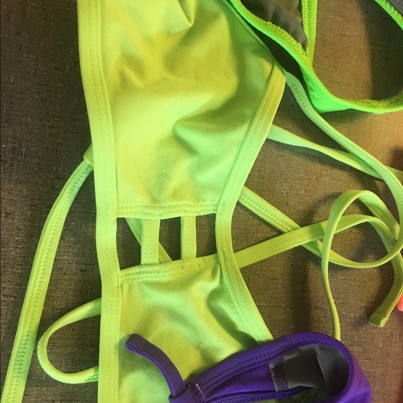 SOLDJOLYN TOPS & BOTTOMS 👙 - Picture 3 of 4