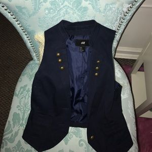 H & m navy vest size 6 small