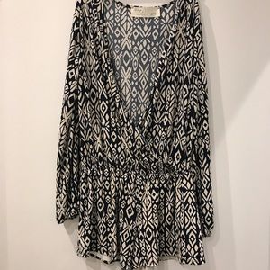 Long sleeve patterned romper