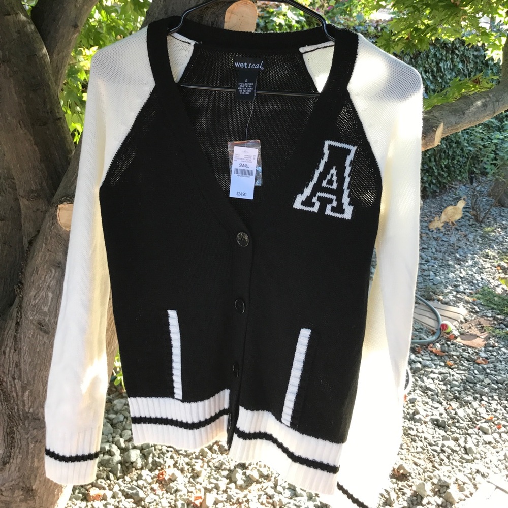 Black & white A cardigan *NWT*