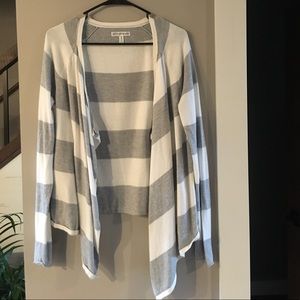 Aeropostale cardigan. Size Medium.