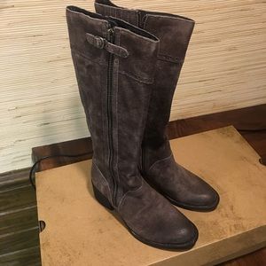 Never Worn 'Born' Boots