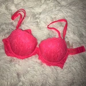 PINK BRA