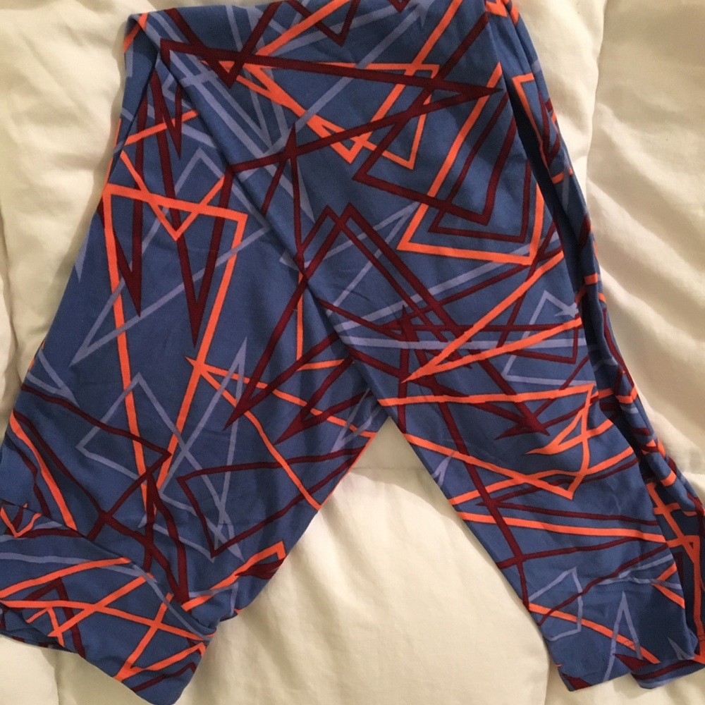 NWT Geometric Lularoe leggings