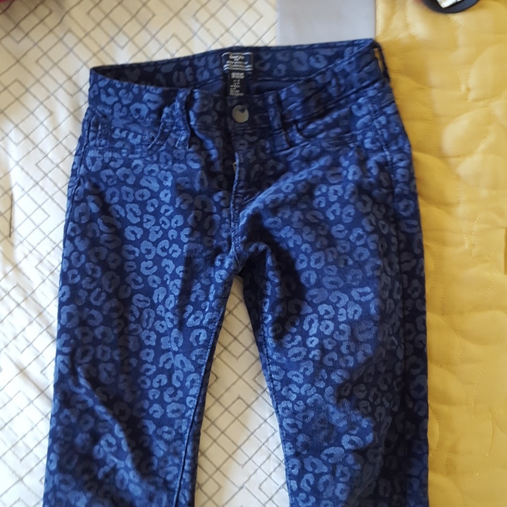 Leopard jeans