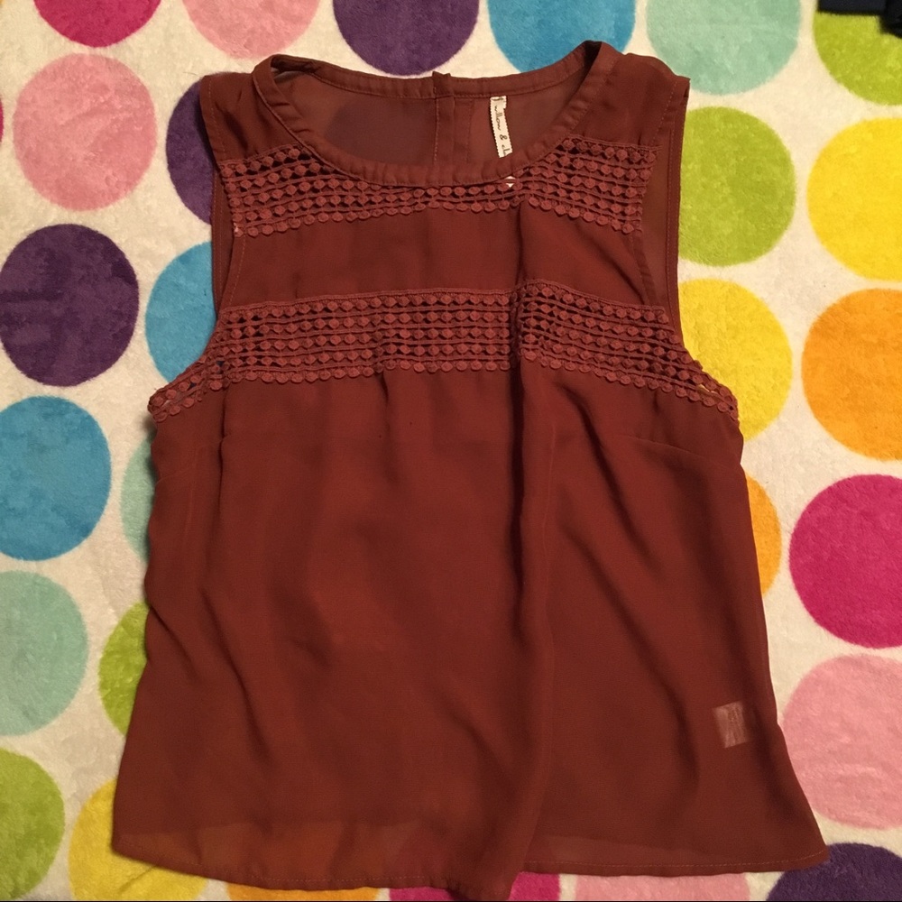 sleeveless blouse
