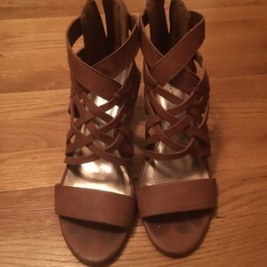 Madden Girl Women's Honi Wedge Sandal