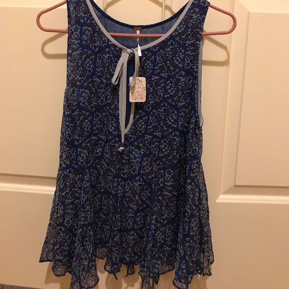 Free People NWT size XS tank - Picture 2 of 4