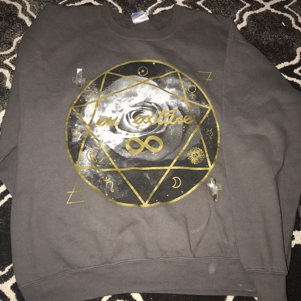 Urban Outfitters sweatshirt