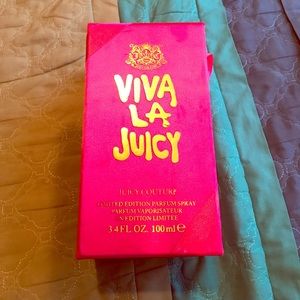 Juicy couture (VIVA LA JUICY) perfume