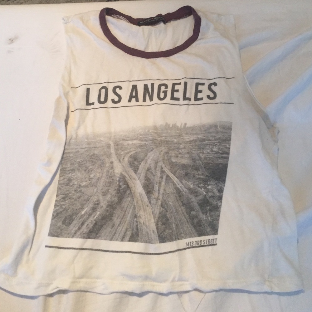 Brandy Melville muscle crop