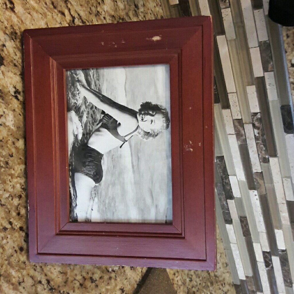 Self framed photo of  Marilyn Monroe