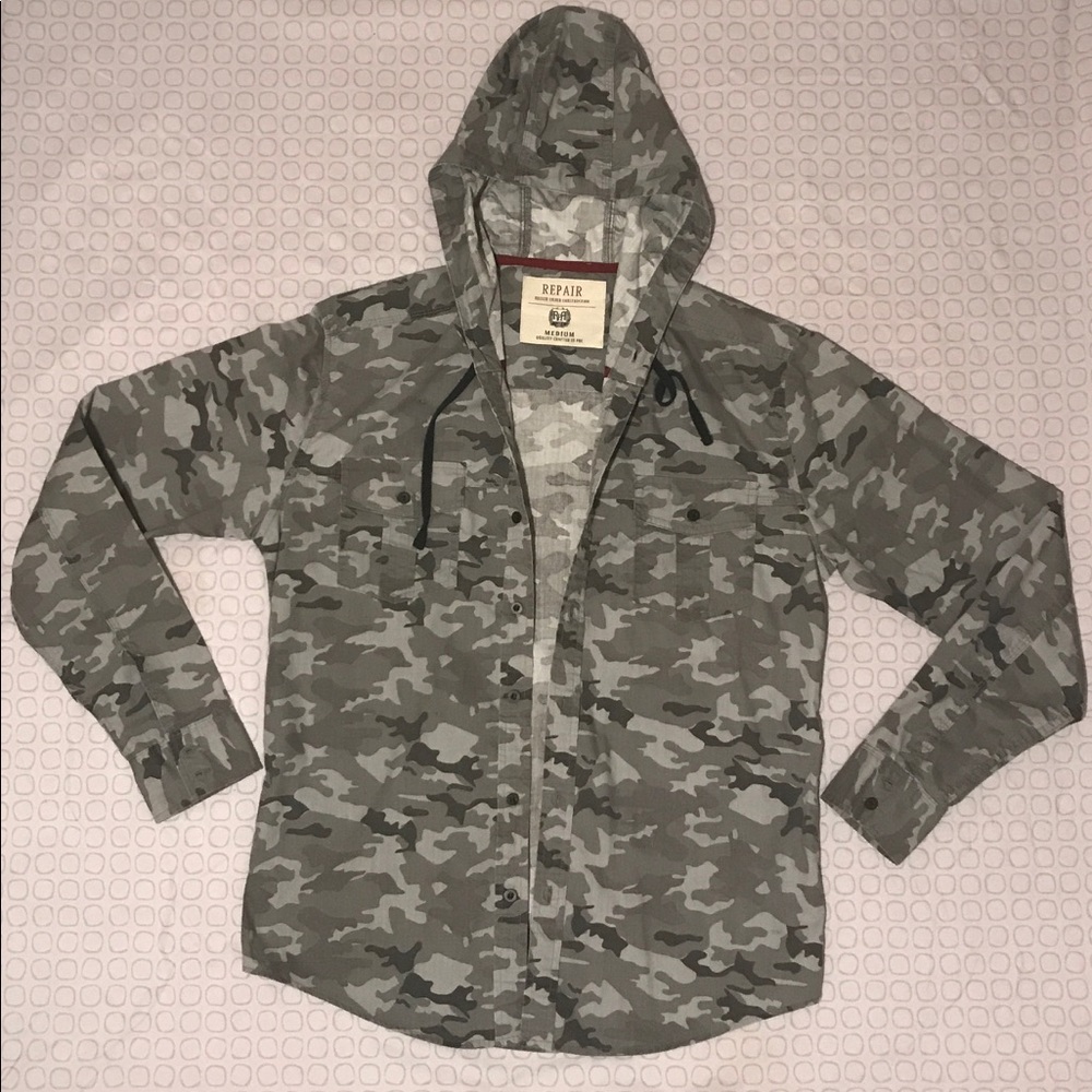 Long sleeve button-up