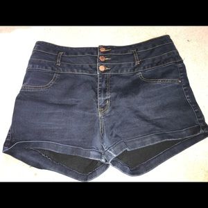 Stretchy high waisted jean shorts