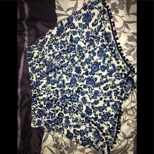 High wasted floral shorts NWT