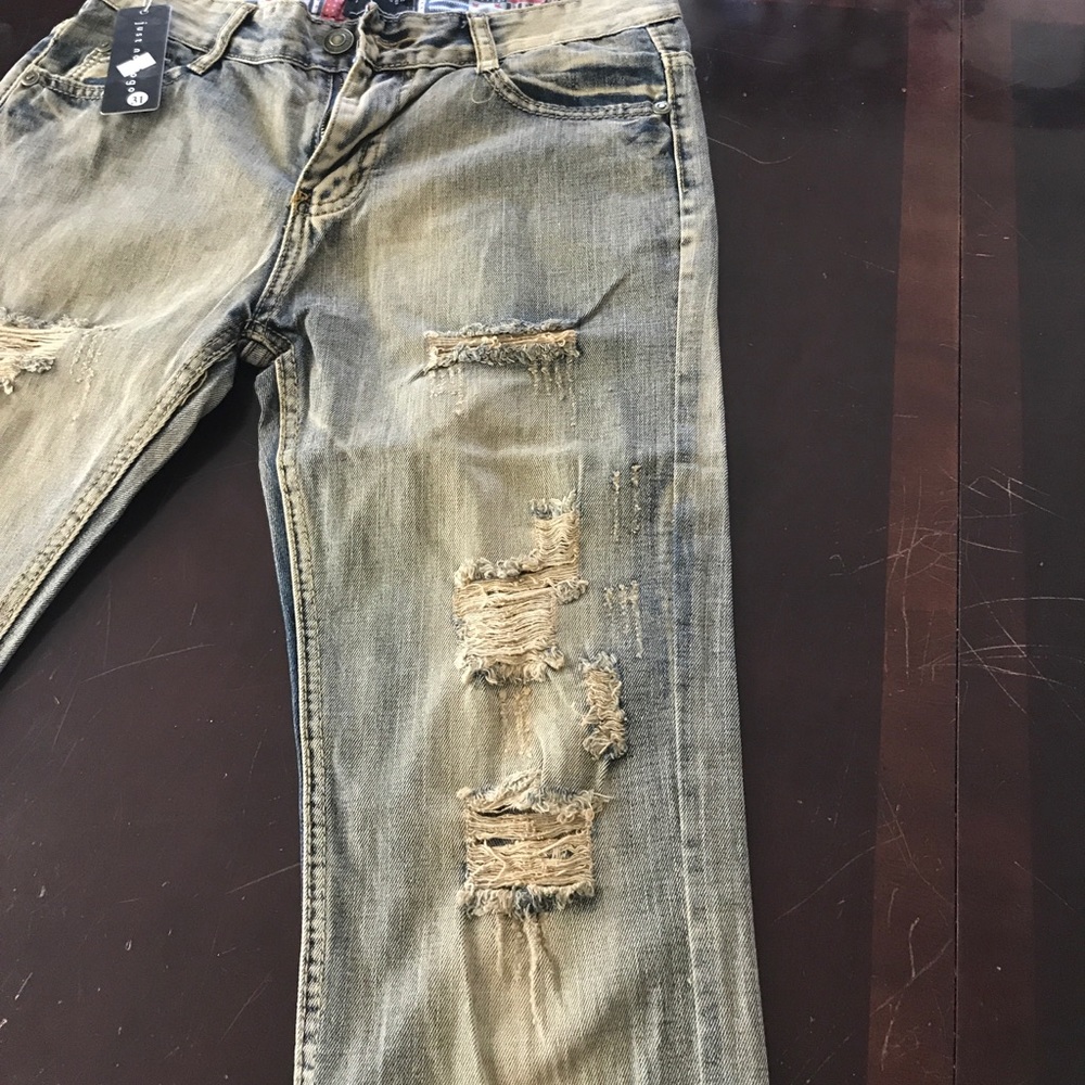 Jean - Picture 2 of 4