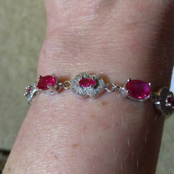 LUXURY LINE WHOLESALE TENNIS BRACELET.🌼 - Picture 4 of 8