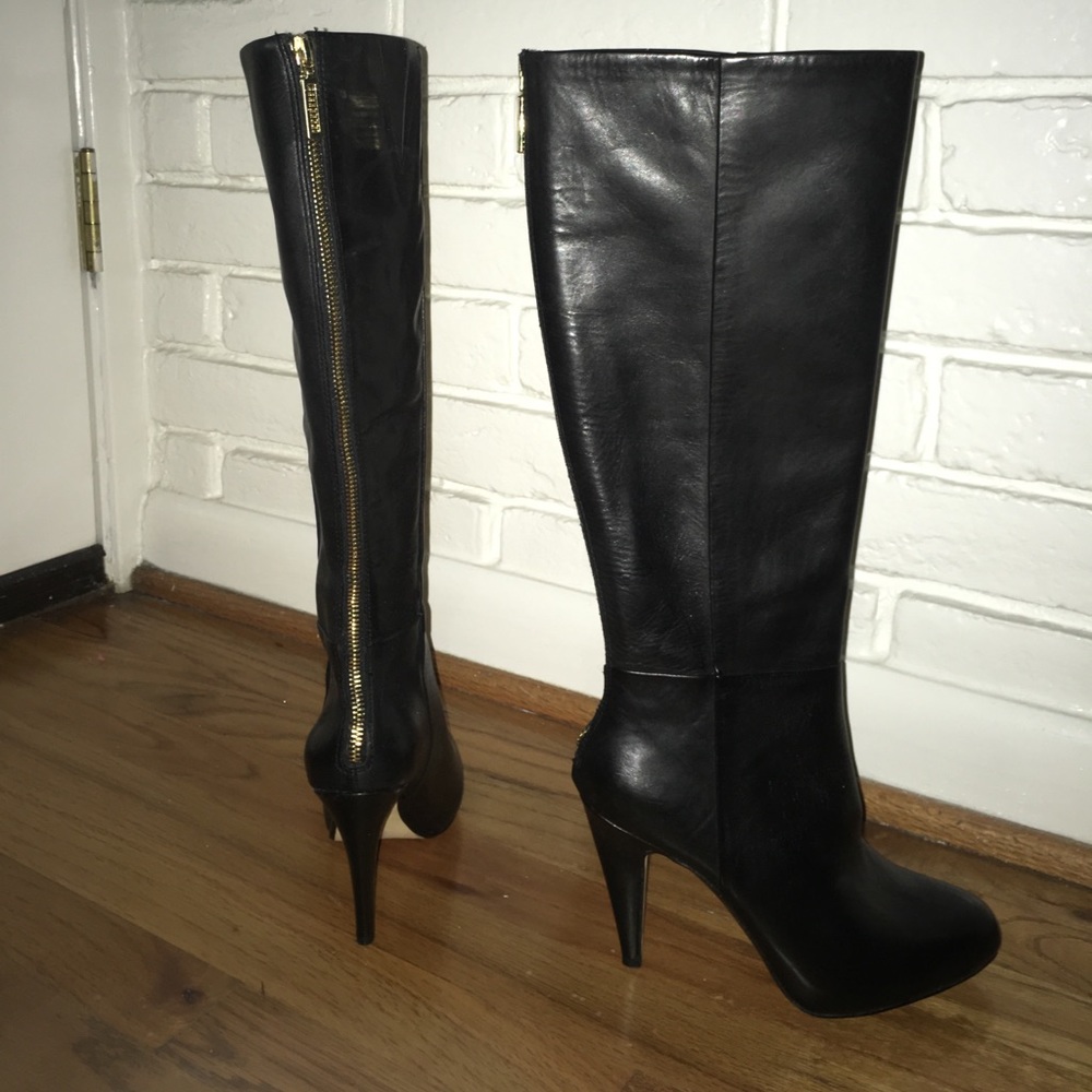 Gorgeous Black Knee High Gold Zipper Boots Sz. 6.5