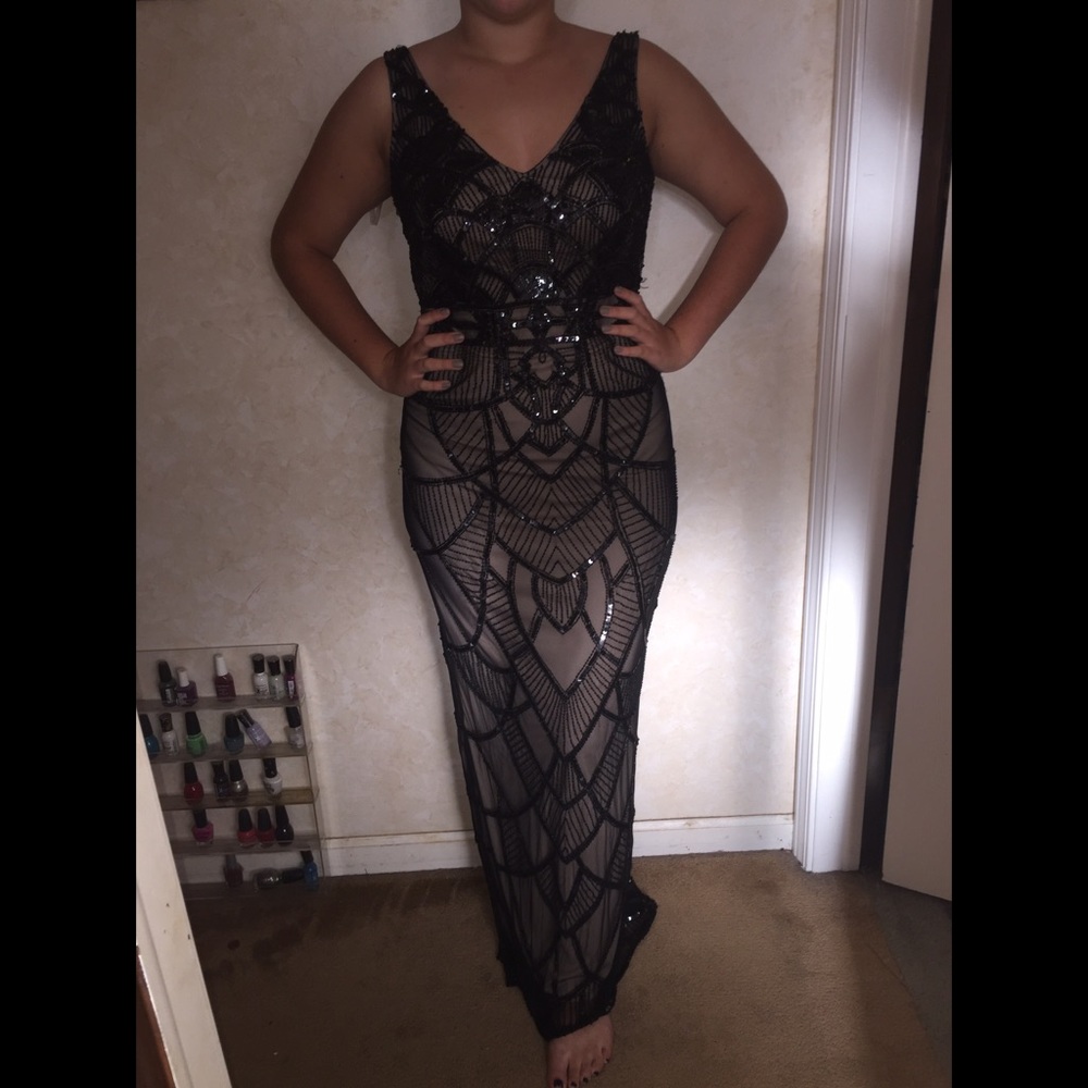 BEADED PROM/HOMECOMING DRESS
