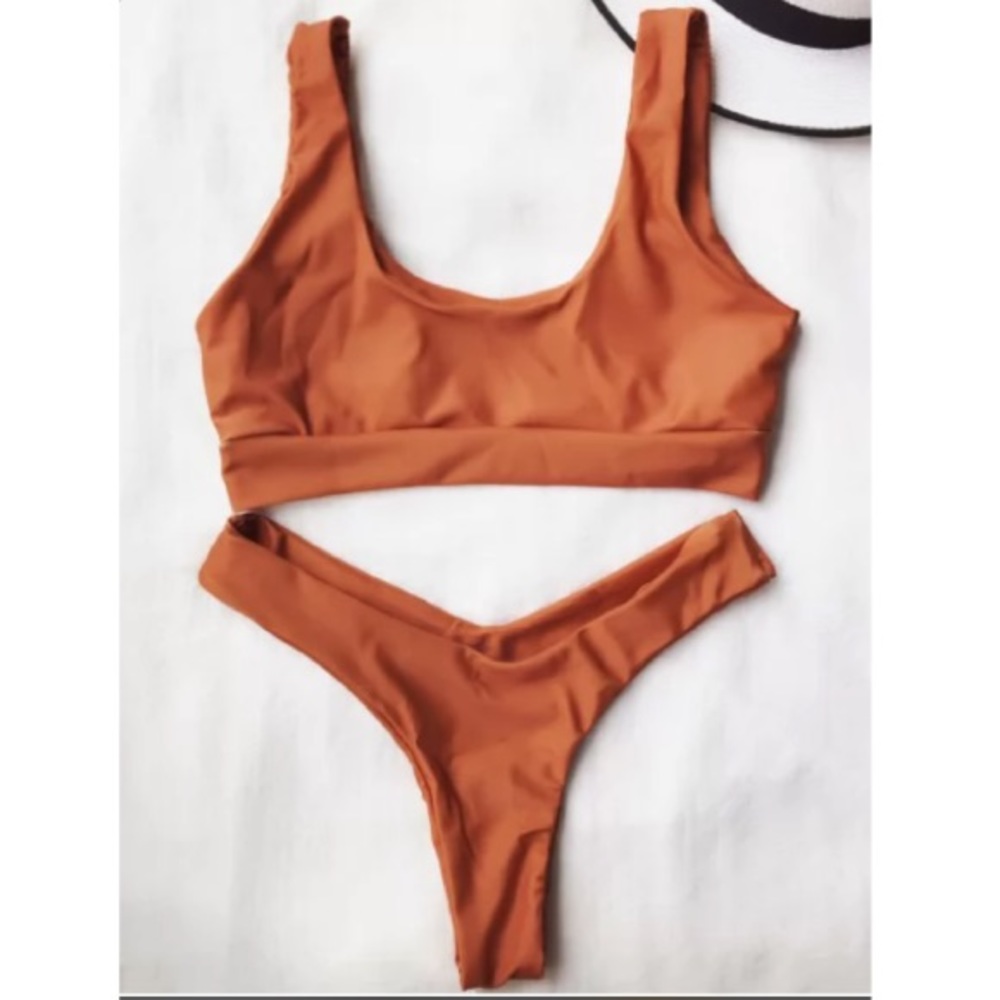 LAST ONE‼️☀️Sporty Cheeky Bikini!☀️ - Picture 3 of 8