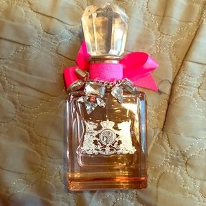 Juicy Couture (Couture la la) perfume !