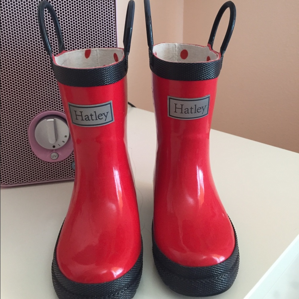 Rain boots. Size 6 toddler