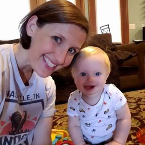 Meet your Posher, Stefanie