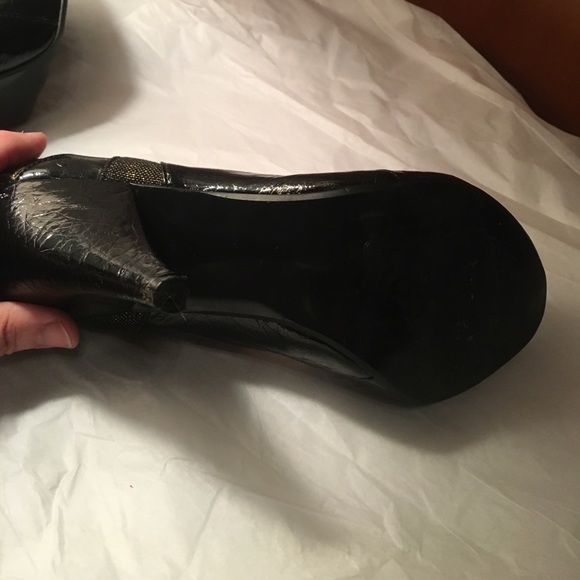 Not Rated black 4" heels - Picture 3 of 3