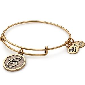 Initial C Charm Bangle Gold Finish