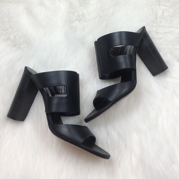 Diane von Furstenberg Cosenza Black Leather Sandal - Picture 2 of 8