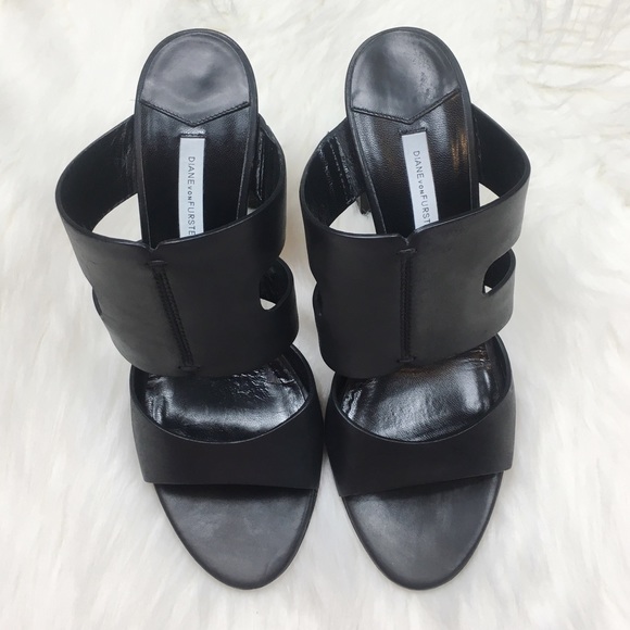 Diane von Furstenberg Cosenza Black Leather Sandal - Picture 3 of 8