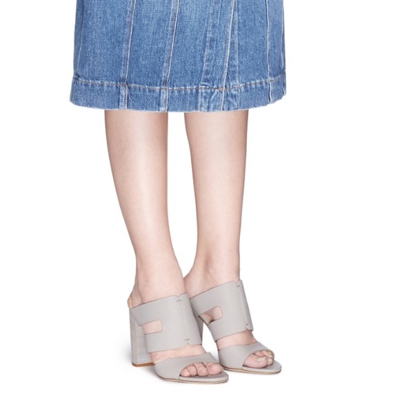 Diane von Furstenberg Cosenza Black Leather Sandal - Picture 7 of 8